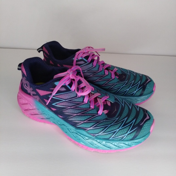 hoka one one clayton 2 women's